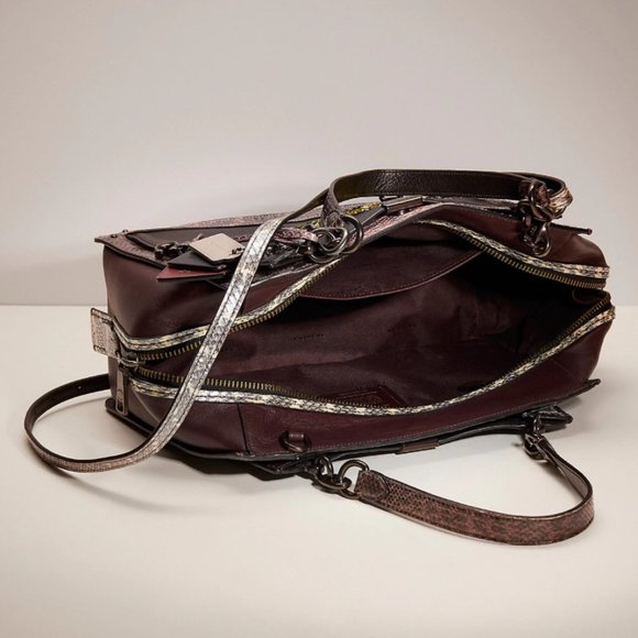 Covetable Coach Rexy Upcrafted Dreamer 36 Colorblock Snakeskin Detail Purse Rare - Picture 3 of 11